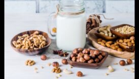 مغامرات اللوز DIY: صياغة خلطات حليب الجوز الفريدة واللذيذة